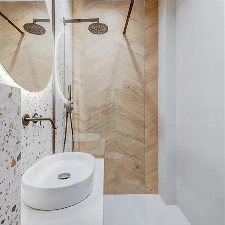 Beachfront Costabella Villa
