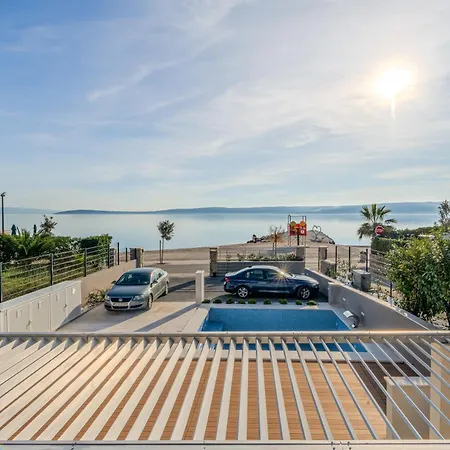 Beachfront Costabella Villa Kaštela