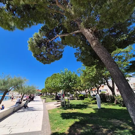 Beachfront Costabella فيلة Kaštela