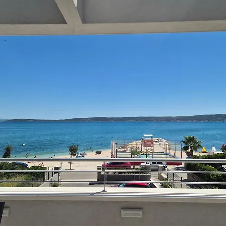 Beachfront Costabella