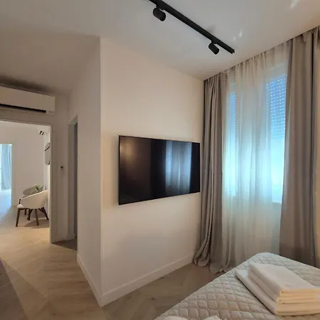 فيلة Beachfront Costabella Kaštela
